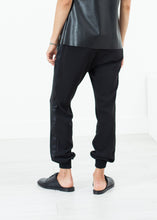 Load image into Gallery viewer, Camiliah Trouser in Black