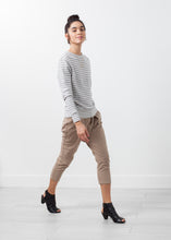 Load image into Gallery viewer, Striped Pullover