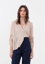 Load image into Gallery viewer, Twist Top